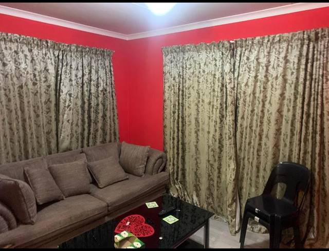 3 BEDROOM HOUSE FOR SALE IN FLEURHOF